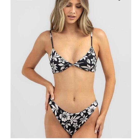 Billabong Other - NWT Billabong Toko Skimpy Hike Bikini Bottoms Women's Size L/12